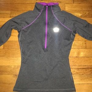 grey & pink half zip work out shirt